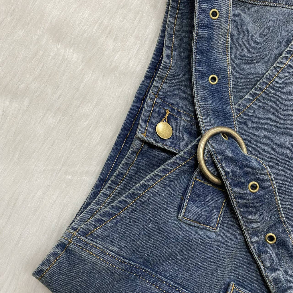 Retro Asymmetrical-hem Fashionably Designed Washed Denim Shorts